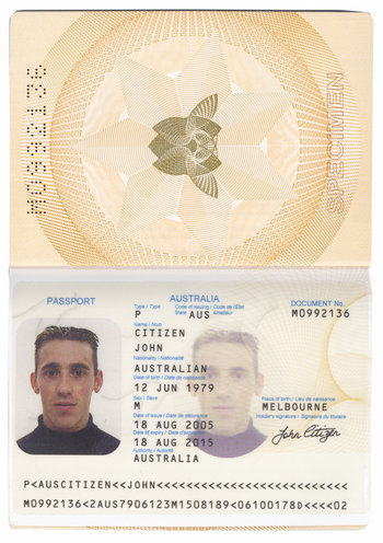 Австралийский паспорт