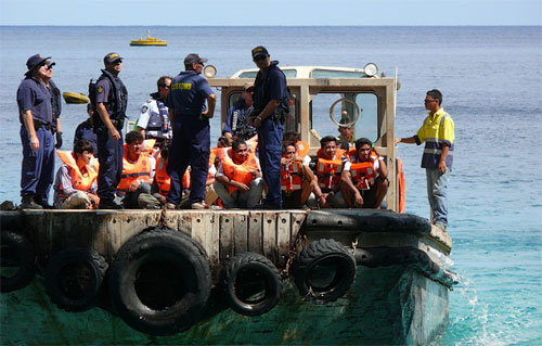 Мифы и факты о беженцах в Австралии