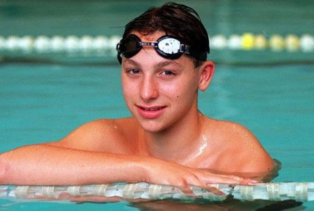 Молодой Ян Торп в бассейне